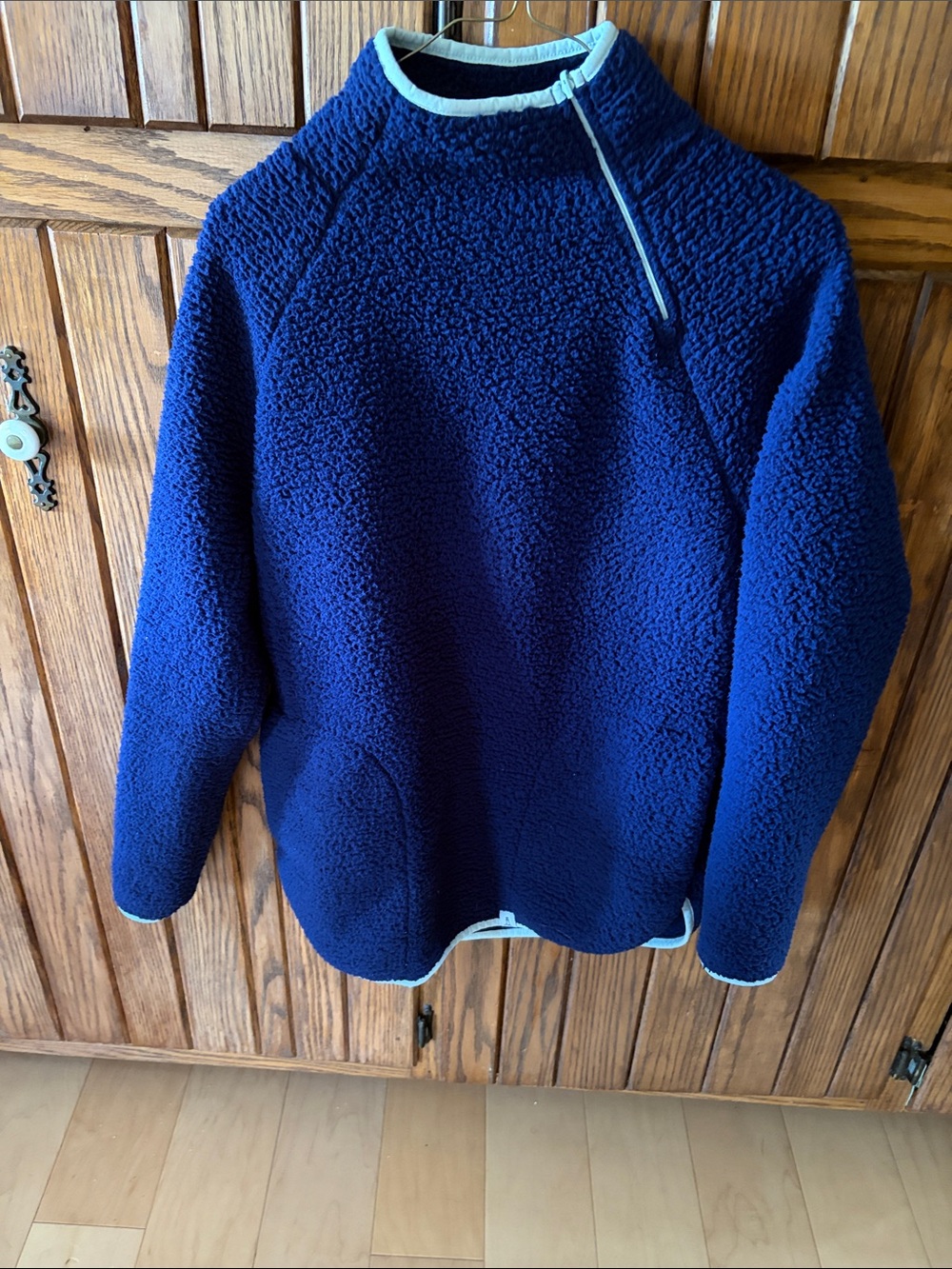 Lands' End Navy Sherpa mock neck Pullover with light blue trim Size XS - Picture 1 of 6